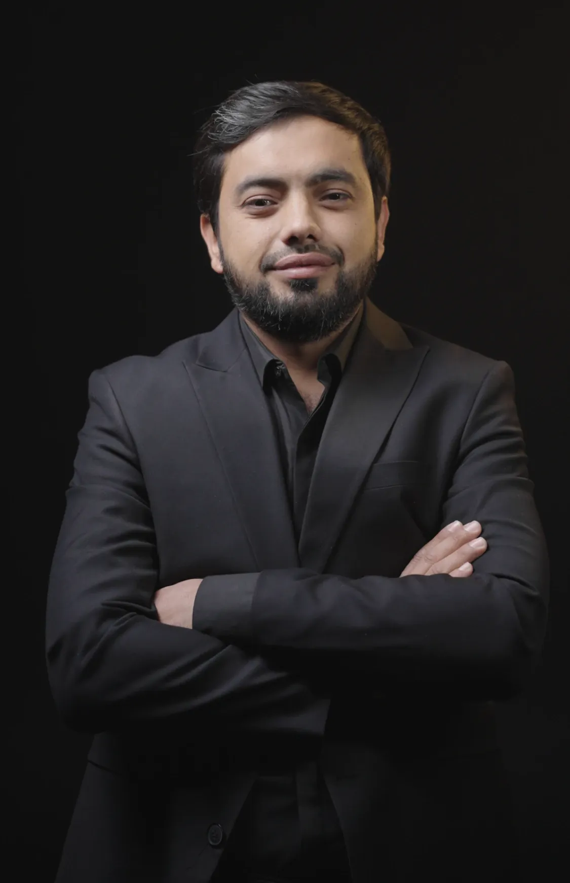 Anvar Ahmadovich — ANVAR CONSTRUCTION SERVICE asoschisi